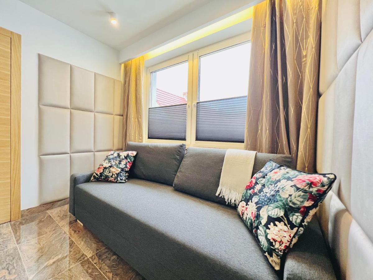 North Nest Luxury Suites 格但斯克 外观 照片