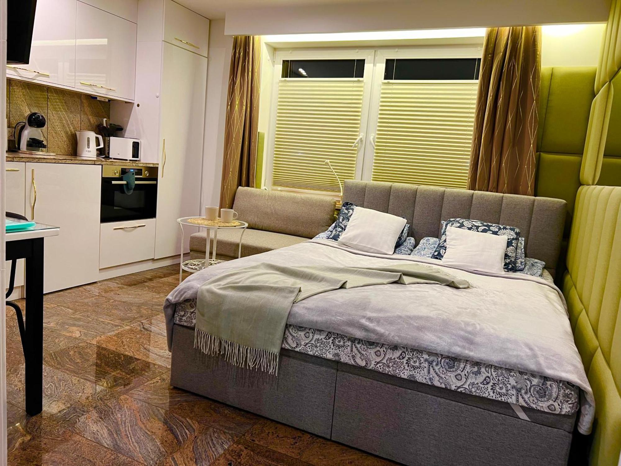 North Nest Luxury Suites 格但斯克 客房 照片